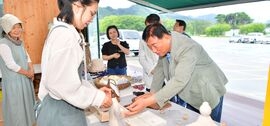 장성군 “신선한 농특산물 가득… 장성호 수변길마켓 문 열었습니다”, 보도자료