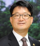 신원섭  충북대학교 교수
