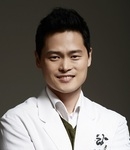 박 용 환  한의사