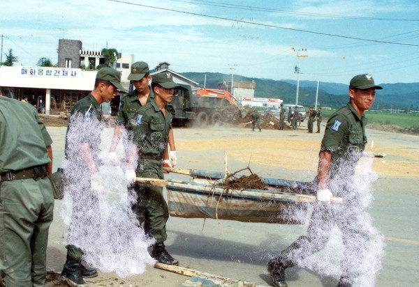 1989수해현장(군장병응급복구)
