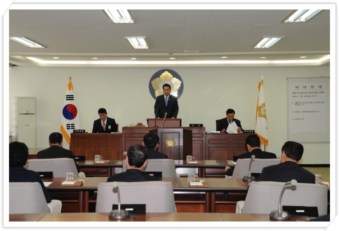 제217회 임시회 개의 이미지 1