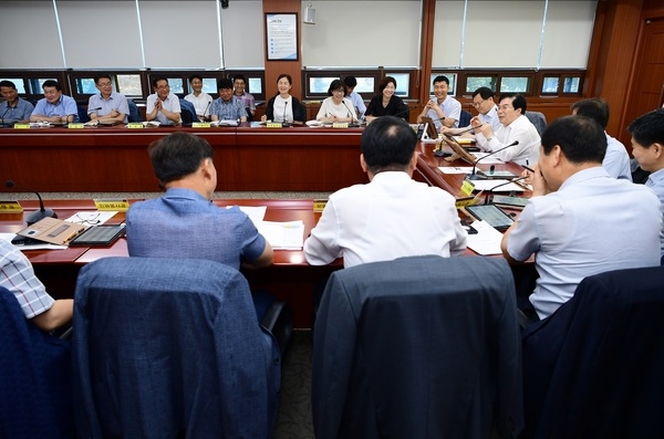 유두석 장성군수, “소소한 격식이 소통 막는다” 이미지 1