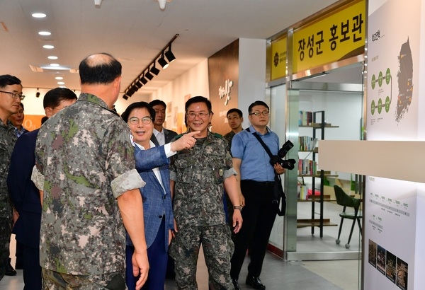 전국에서 모인 상무대 교육생들, ‘장성’도 알고 간다   이미지 1