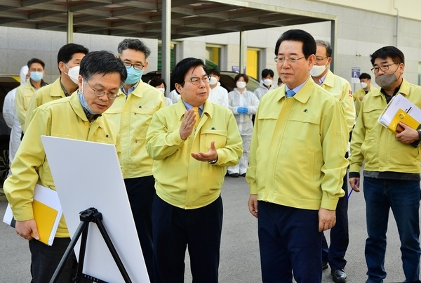 장성군, 김영록 도지사 장성 선별진료소 방문 격려 이미지 2