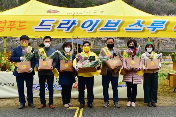 장성군 ‘드라이브 스루 마켓’ 인기! 이미지 2