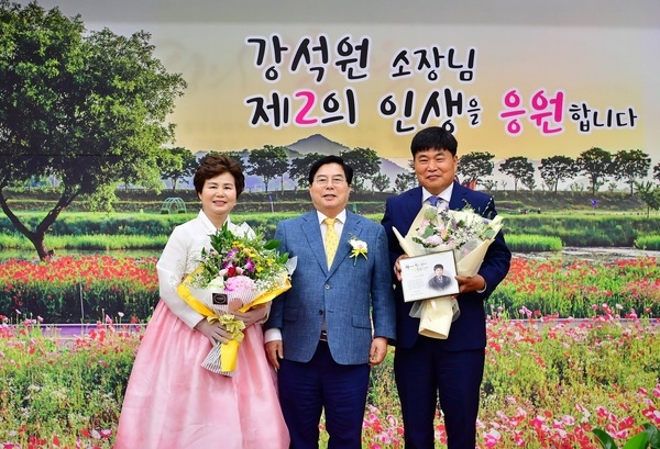 장성군 공무원 퇴임식 “인생의 두 번째 봄을 응원합니다” 이미지 3