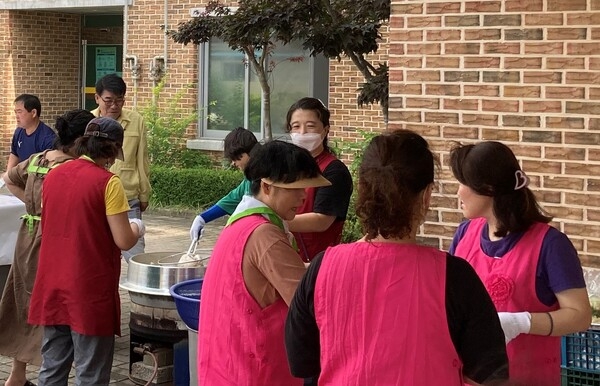 장성 독거노인 주거시설 ‘사랑의집’에는… “이웃 사랑이 가득!” 이미지 2
