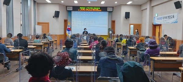 장성군, 농산물 직거래장터 참여 농업인 ‘맞춤 교육’ 이미지 1