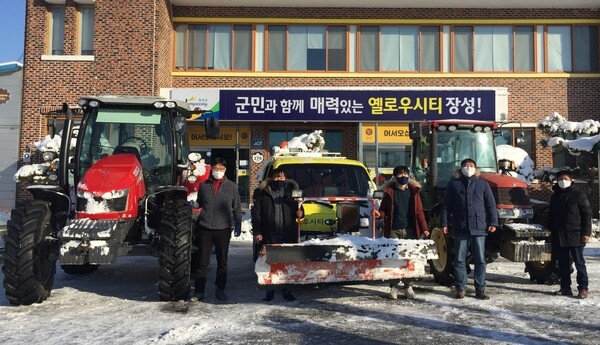 장성군 서삼면 제설작업 봉사단 ‘맹활약’ 이미지 1