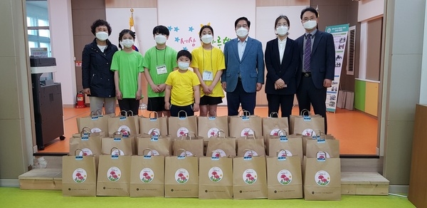 장성군 서삼면 햇님달님봉사단, ‘오월 사랑나눔 행사’ 추진 이미지 2