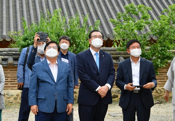 유두석 장성군수, 김현모 문화재청장 면담 이미지 2