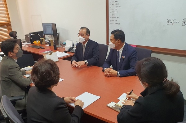 김한종 장성군수, 국립심뇌혈관연구소 조속 설립 촉구 이미지 2