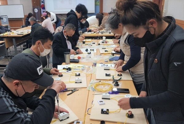 [포토] 장성군, 초보 농업인에 전기안전교육 제공 이미지 2