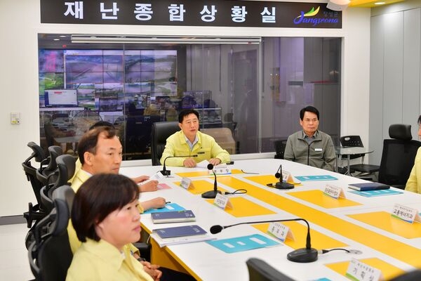 [속보] 장성군, 14일 새벽 ‘호우경보’… 황룡강 산책로, 저지대 출입 금지 이미지 1