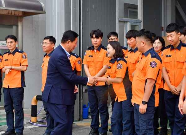 장성군 “김한종 장성군수, 추석 연휴 현장 근로자 격려” 이미지 4