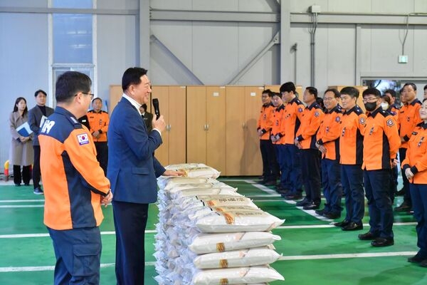 장성군, 설 명절 맞아 사회복지시설 및 유관기관 위문 이미지 3