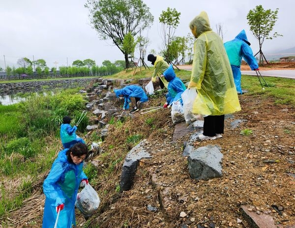 자연과 사람 공존하는 ‘길동무 꽃길축제’ 이미지 2