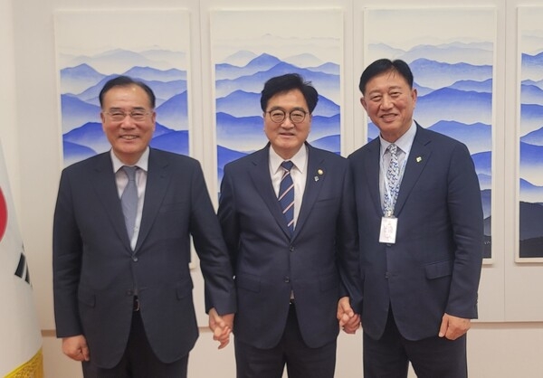 김한종 장성군수, 국회 방문… 현안사업 국비 확보 ‘적극 건의’ 이미지 1