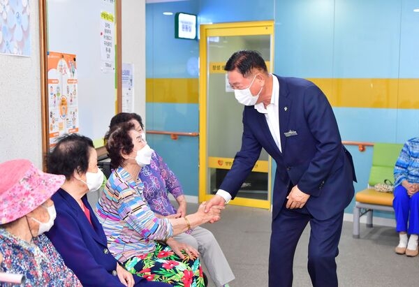 효도권 확대, ㈜더본코리아 협업… 장성군 적극행정 돋보였다 이미지 1