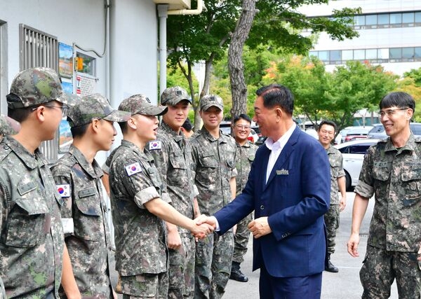 김한종 장성군수, 추석 맞아 기관‧사회복지시설 위문 이미지 3