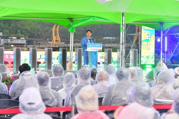 “일상 속 행복 충전” 장성군 황룡강 길동무 꽃길축제 9일 ‘전야제’ 이미지 3