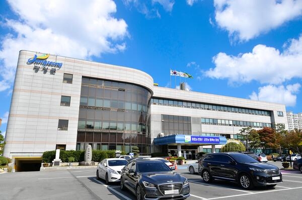 장성군, 65세 이상 군민 백내장 수술비 지원 이미지 1