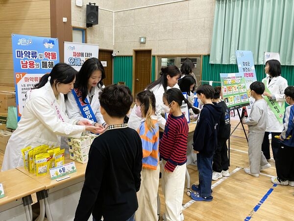 “마약, 안돼” 장성군, ‘청소년 마약 퇴치 합동 캠페인’ 이미지 2