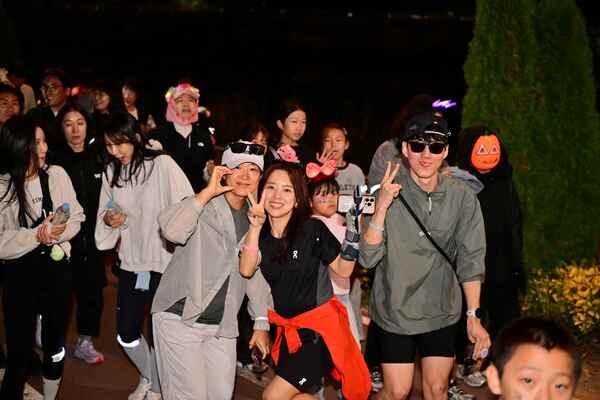 “달밤에 꽃강 러닝” 장성군 황룡강 가을꽃축제, 콘텐츠 경쟁력 빛났다 이미지 2