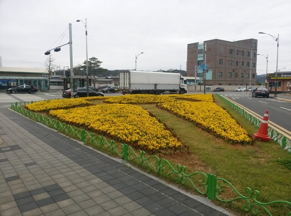 모두에게 꽃기운을~ 이미지 2