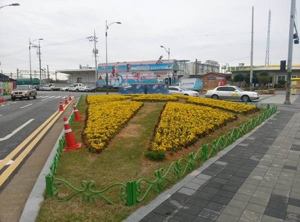 모두에게 꽃기운을~ 이미지 3