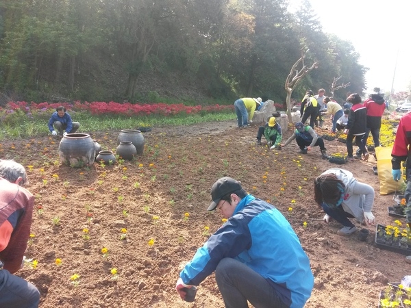 송정공원 - 농업경영인회 거너번스 참여 이미지 3