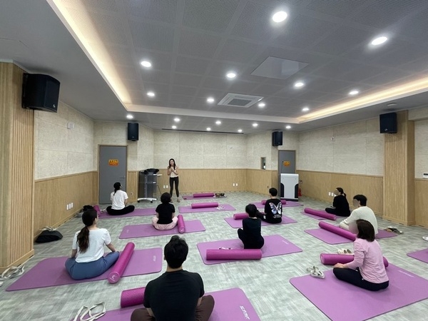 [5월] 마음쉼표 요가 3차시 완료! 이미지 3