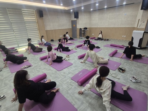 [5월] 마음쉼표 요가 3차시 완료! 이미지 5