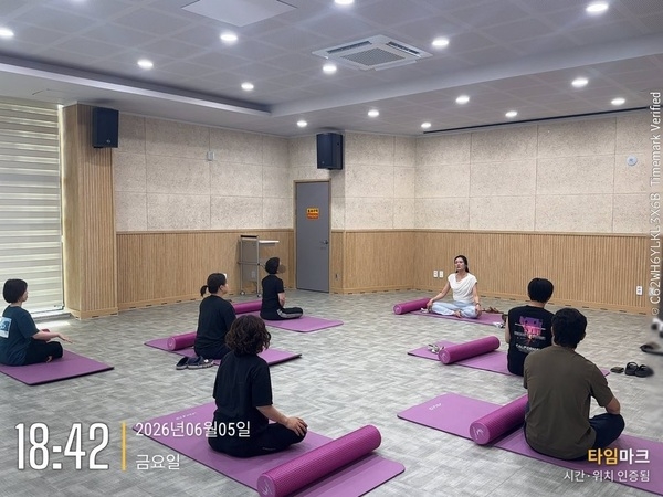 [6월] '마음에 쉼표 하나, 몸에 여유 한 스푼'_마음쉼표 요가 과정 7차 이미지 1
