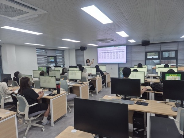 [7월] 엑셀 실력, 한 단계 레벨업! '컴퓨터실무활용 역량강화교육'과정 이미지 3