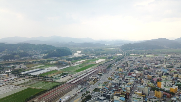 드론으로 찍은 장성