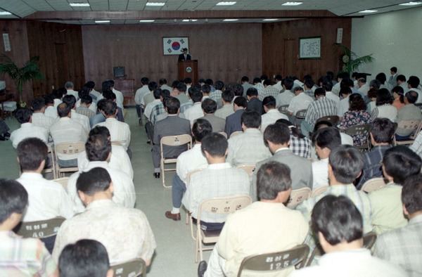 94년6월중 정례조회