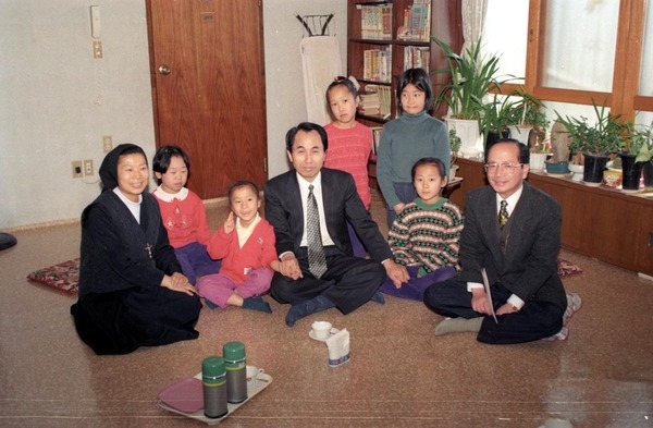불우시설 방문(나자렛집)