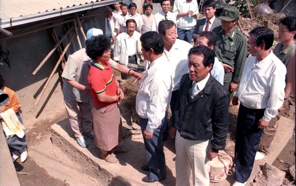 1989수해현장시찰