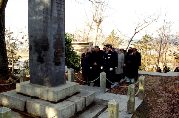 2002신년 충혼탑 참배