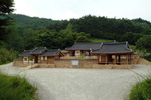 홍길동생가