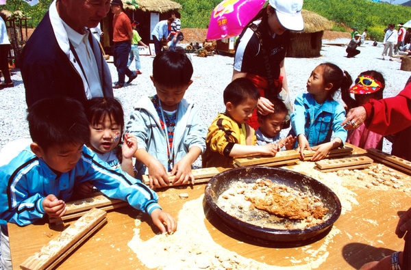 제6회홍길동축제(율도국퍼포먼스)