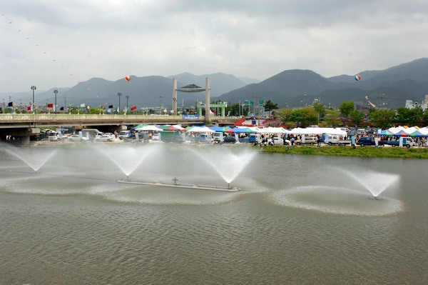 제8회홍길동축제(황룡강 분수)