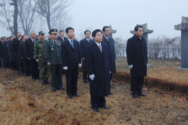 2007년 새해 충혼탑 참배