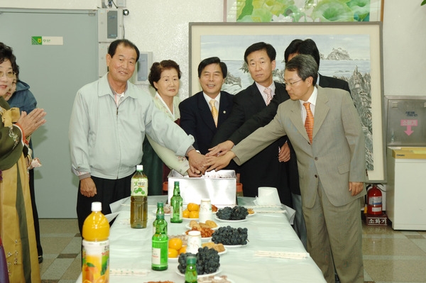 청묵회원 금강산 스케치전 전시회