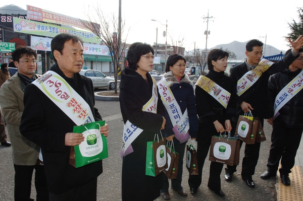 설명절 귀성객 안내소 운영및 365생쌀 홍보