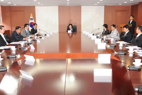 4월중 유관기관장 회의