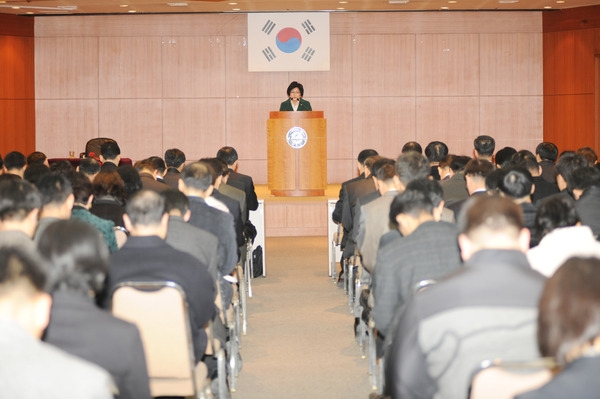 2010년 2월중 정례조회