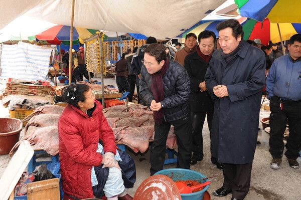 2011년 설맞이 황룡시장 방문