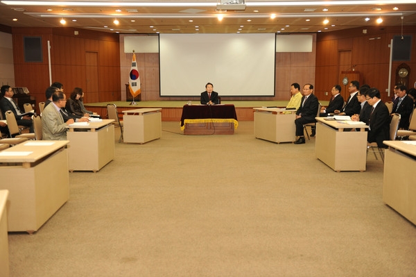 2013년 11월중 첫모임